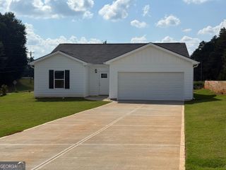 173 Adaline Court, Carnesville, GA 30521