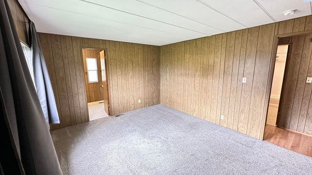 301 Klemgard Rd, Pullman, WA 99163