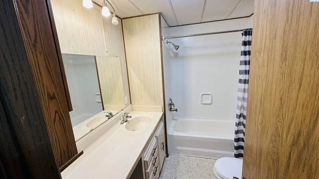 301 Klemgard Rd, Pullman, WA 99163