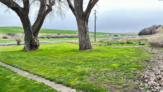 301 Klemgard Rd, Pullman, WA 99163