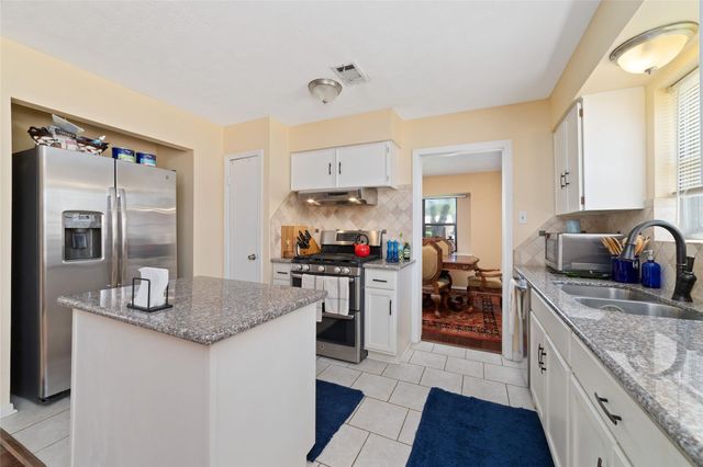 7434 Carew Street, Houston, TX 77074