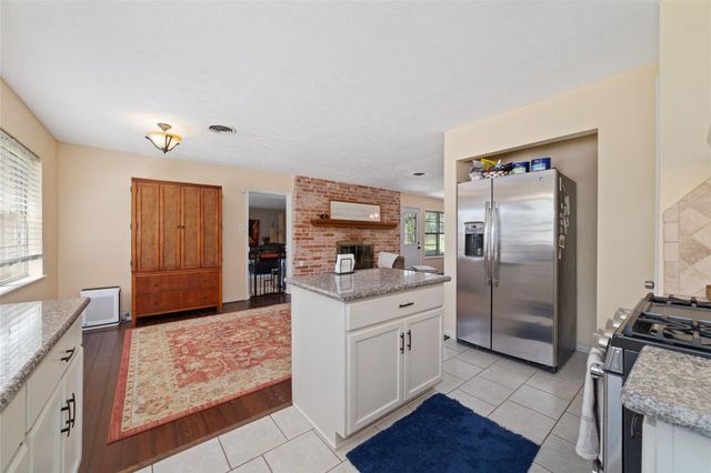 7434 Carew Street, Houston, TX 77074