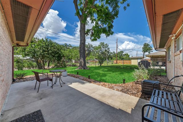 7434 Carew Street, Houston, TX 77074