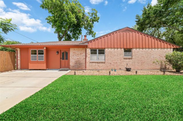 7434 Carew Street, Houston, TX 77074