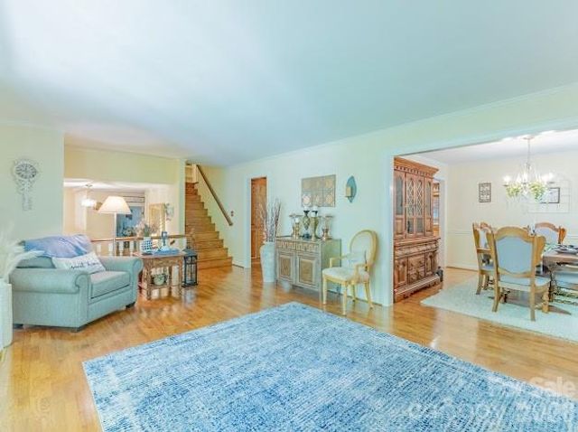 819 Chesterfield Circle SW, Lenoir, NC 28645