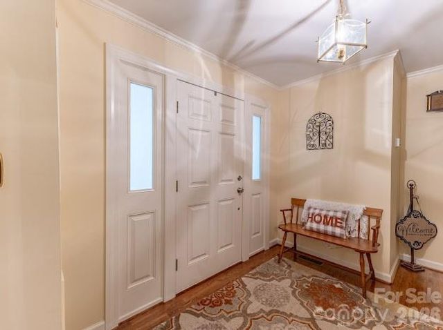 819 Chesterfield Circle SW, Lenoir, NC 28645