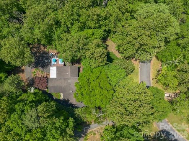 819 Chesterfield Circle SW, Lenoir, NC 28645