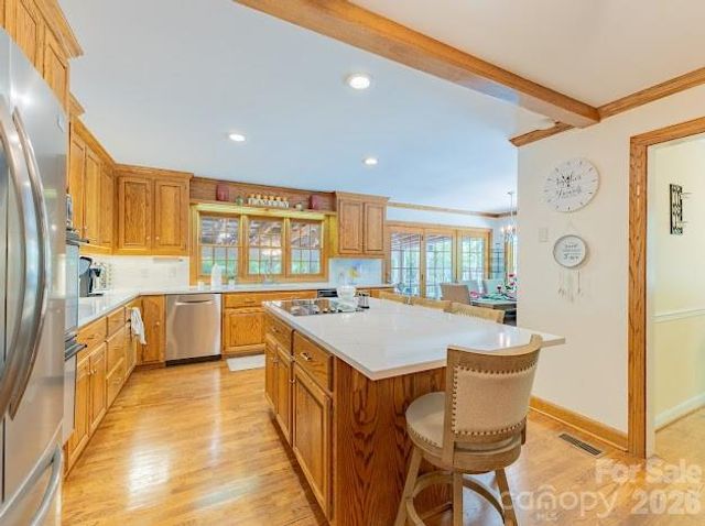 819 Chesterfield Circle SW, Lenoir, NC 28645