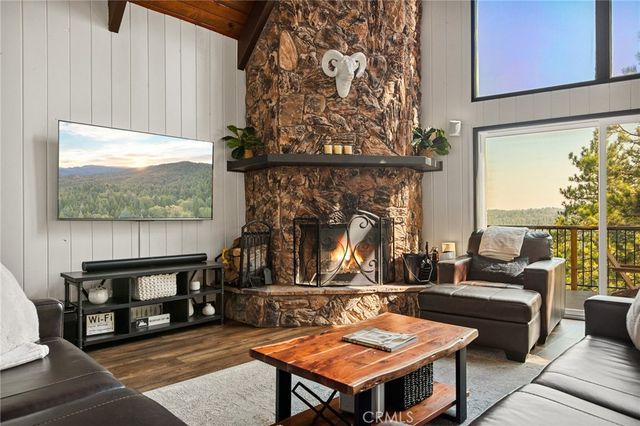 26566 Spyglass, Lake Arrowhead, CA 92352