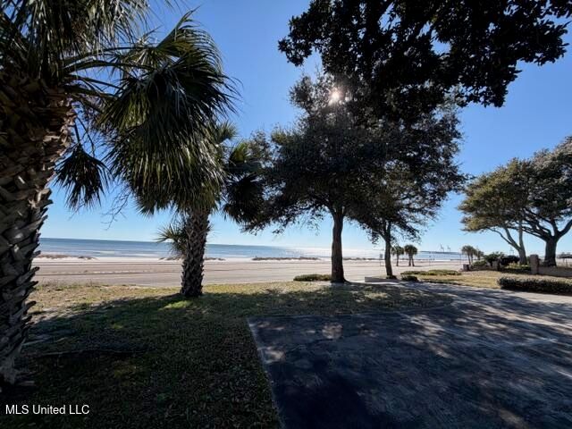 954 E Beach Boulevard, Gulfport, MS 39501