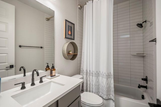 4226 Ana Ridge Lane, Fulshear, TX 77441