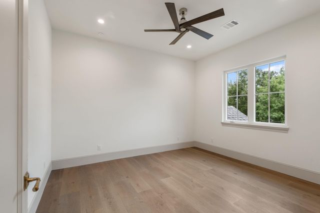 8412 Lofland Drive, Houston, TX 77055