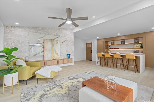 7340 Kauhako Street, Honolulu, HI 96825