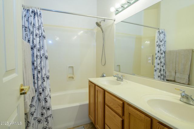 6535 E SUPERSTITION SPRINGS Boulevard 226, Mesa, AZ 85206