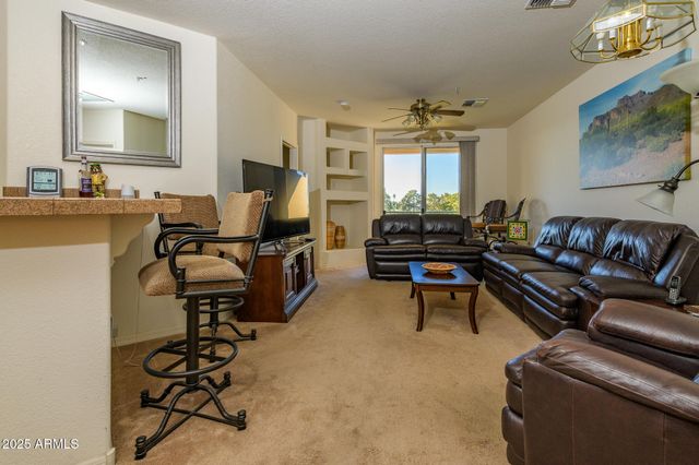 6535 E SUPERSTITION SPRINGS Boulevard 226, Mesa, AZ 85206