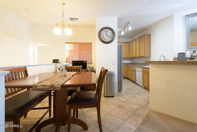 6535 E SUPERSTITION SPRINGS Boulevard 226, Mesa, AZ 85206