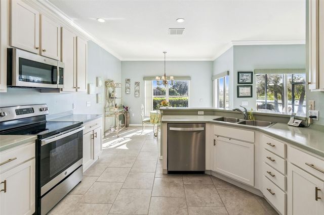 219 LARGO DRIVE, Kissimmee, FL 34759