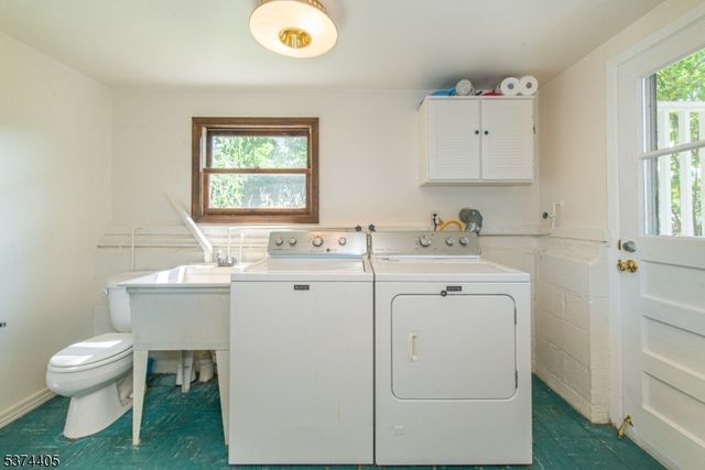14 Charlotte Ter, Wayne Twp., NJ 07470