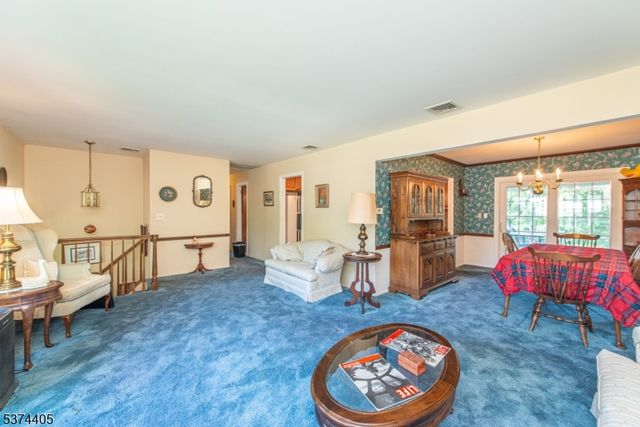 14 Charlotte Ter, Wayne Twp., NJ 07470