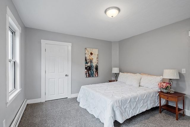18 1st St, Westford, MA 01886