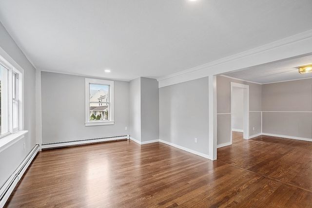 18 1st St, Westford, MA 01886