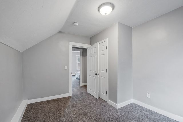 18 1st St, Westford, MA 01886