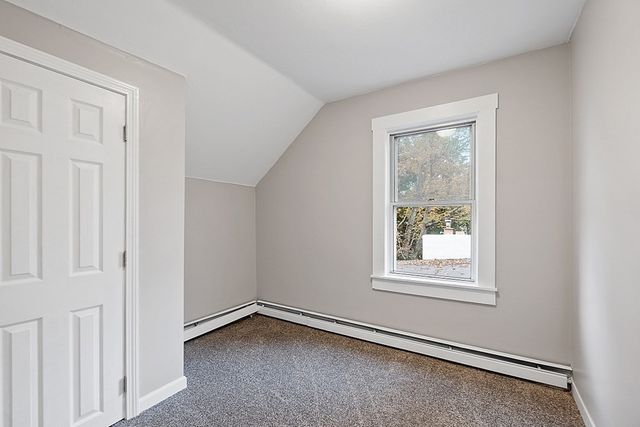 18 1st St, Westford, MA 01886