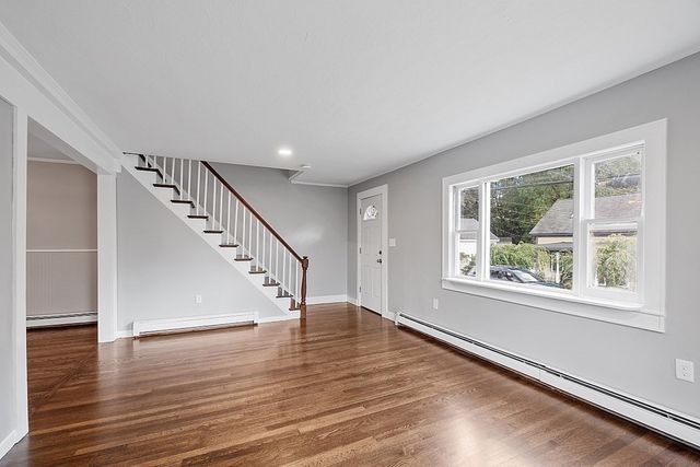 18 1st St, Westford, MA 01886