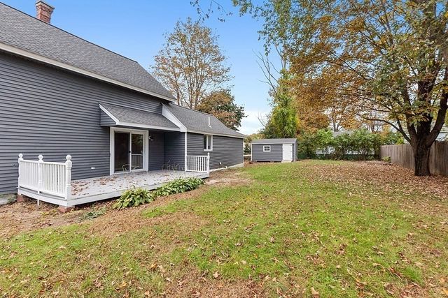 18 1st St, Westford, MA 01886