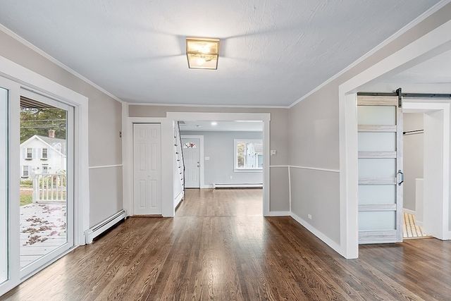 18 1st St, Westford, MA 01886