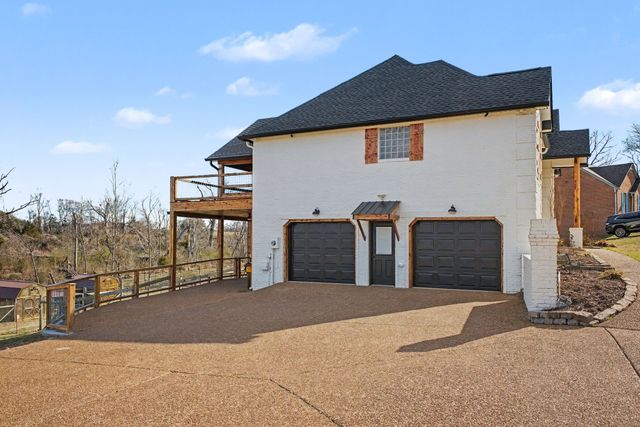 1836 Grace Dr, Columbia, TN 38401