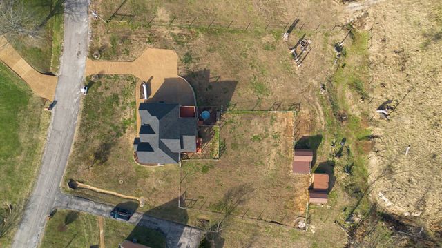 1836 Grace Dr, Columbia, TN 38401