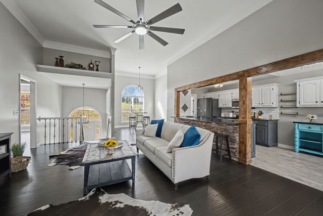 1836 Grace Dr, Columbia, TN 38401