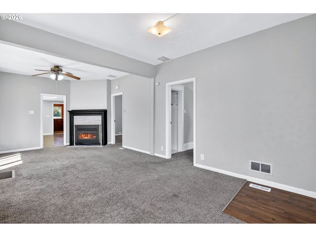 5411 Se 70TH Ave, Portland, OR 97206