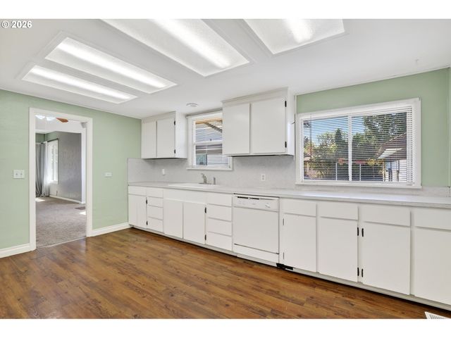 5411 Se 70TH Ave, Portland, OR 97206