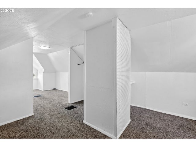 5411 Se 70TH Ave, Portland, OR 97206