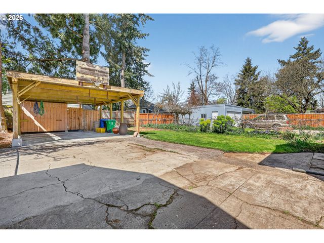 5411 Se 70TH Ave, Portland, OR 97206