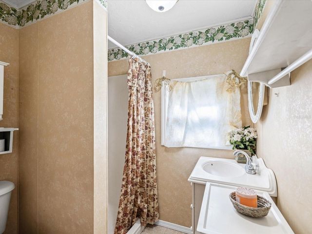 6639 49TH AVENUE N, St Petersburg, FL 33709