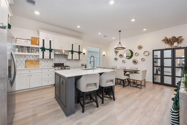 12315 Sterling Oak Drive, Houston, TX 77044