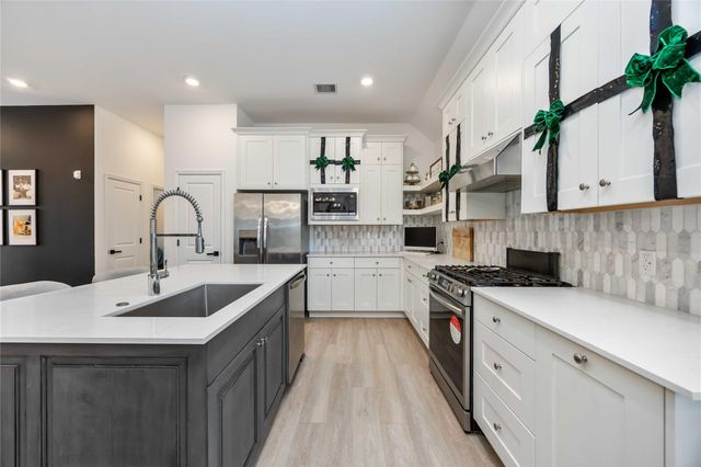 12315 Sterling Oak Drive, Houston, TX 77044