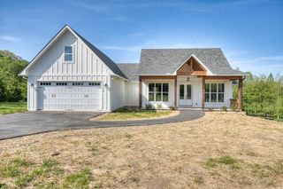 124 Meadow Brooke Lane, Young Harris, GA 30582