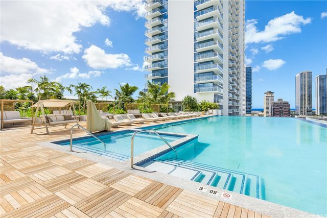 1515 Liona Street 308, Honolulu, HI 96814