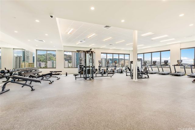 1515 Liona Street 308, Honolulu, HI 96814