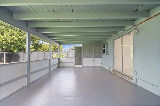 710 N 65th Ter, Hollywood, FL 33024