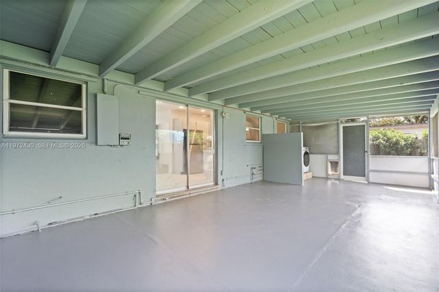 710 N 65th Ter, Hollywood, FL 33024