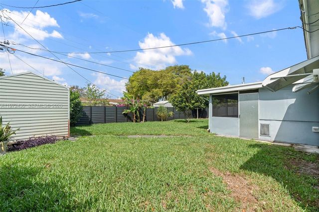 710 N 65th Ter, Hollywood, FL 33024