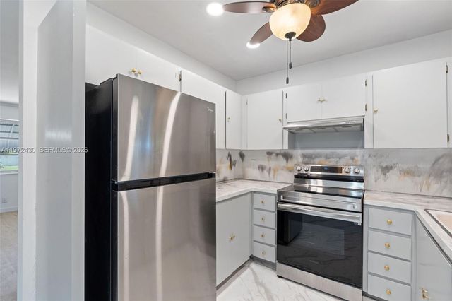 710 N 65th Ter, Hollywood, FL 33024