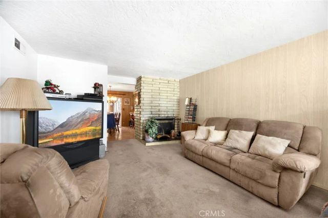 304 Woodland Ave, Brea, CA 92821