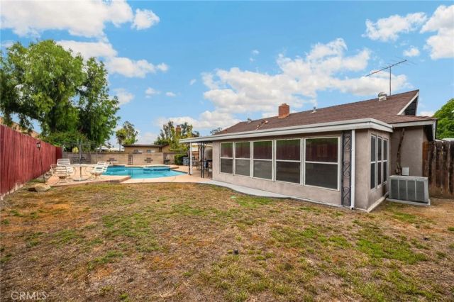 304 Woodland Ave, Brea, CA 92821