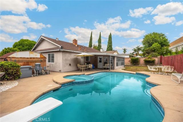 304 Woodland Ave, Brea, CA 92821